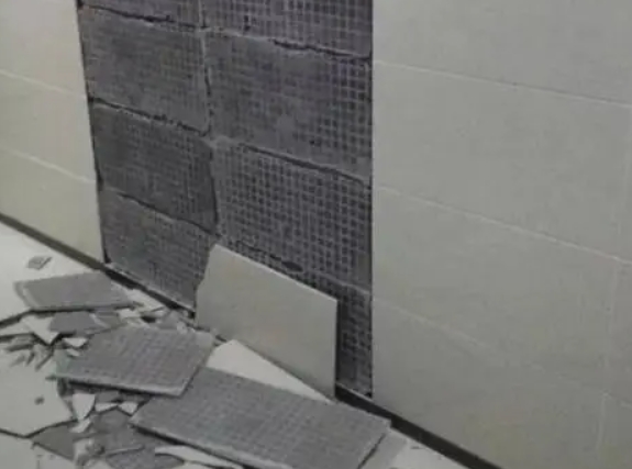 白山市瓷砖空鼓维修公司分享下白山市墙砖松动维修的知识